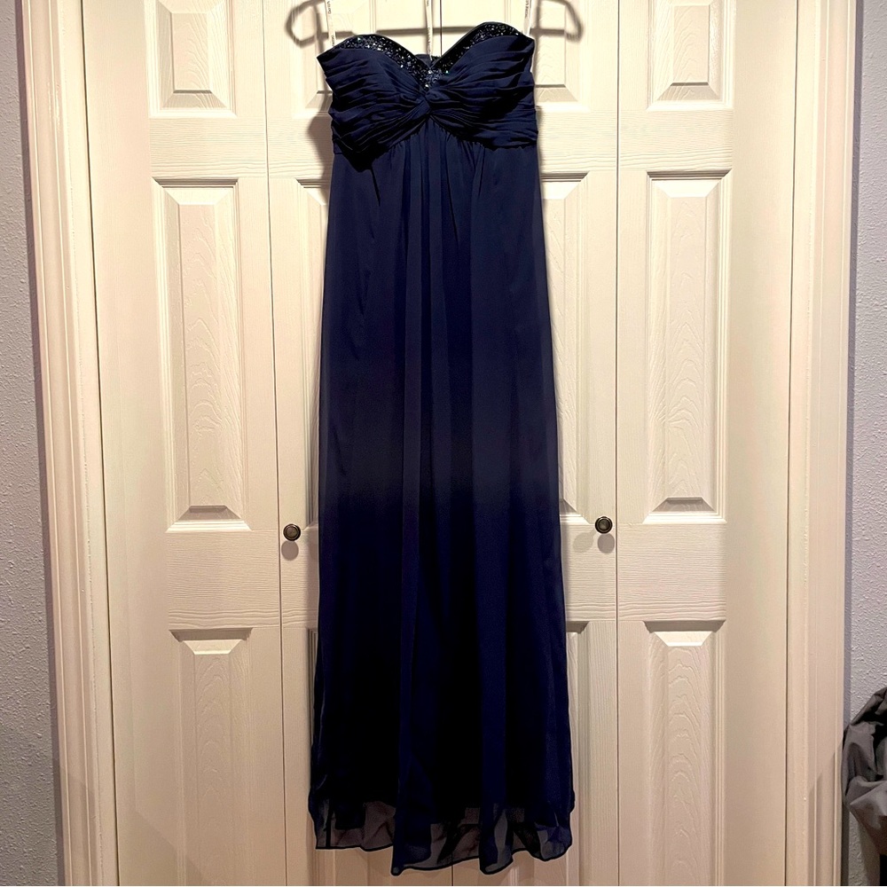 David’s Bridal Strapless Bridesmaid Dress Size 8